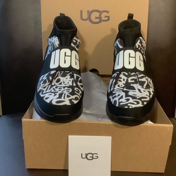 Ugg Logo Sneaker - Picture 4 of 8